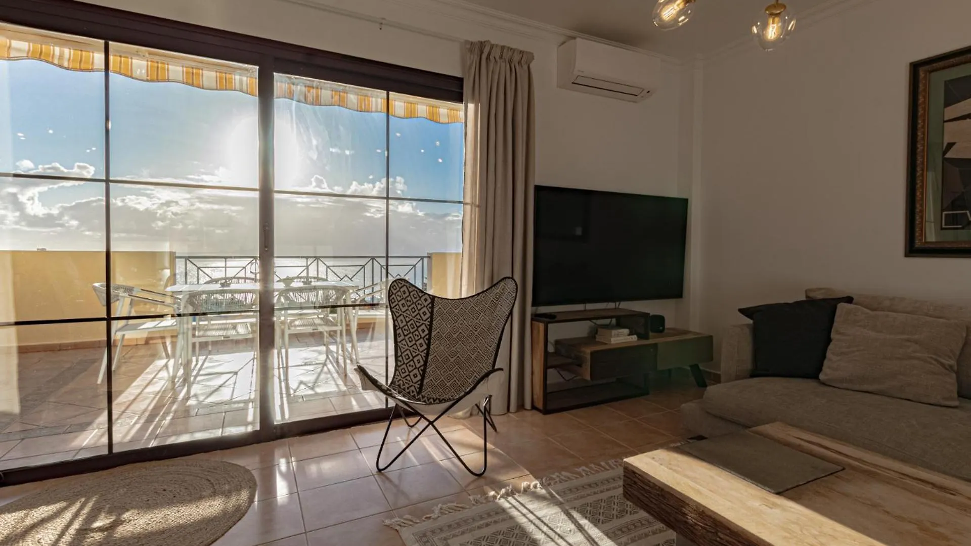 Peaceful Atlantic Getaway By Dream Homes Tenerife Puerto de Santiago  Espanha