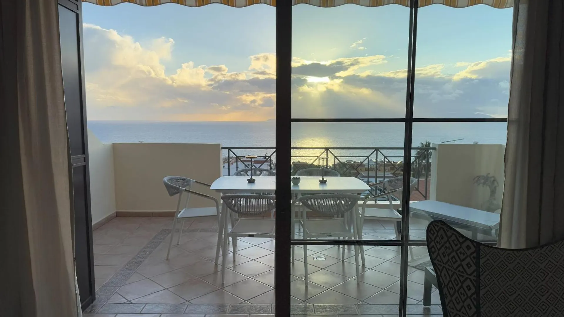 Peaceful Atlantic Getaway By Dream Homes Tenerife Puerto de Santiago